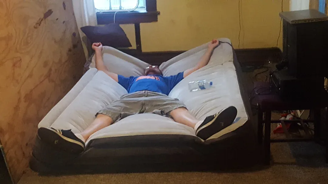 Expectations for Air Mattress Rapidly Deflating
