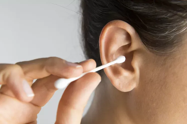 Whistleblower Report Shows Q-Tips Knew Product Was Being Inserted into Ears for Decades