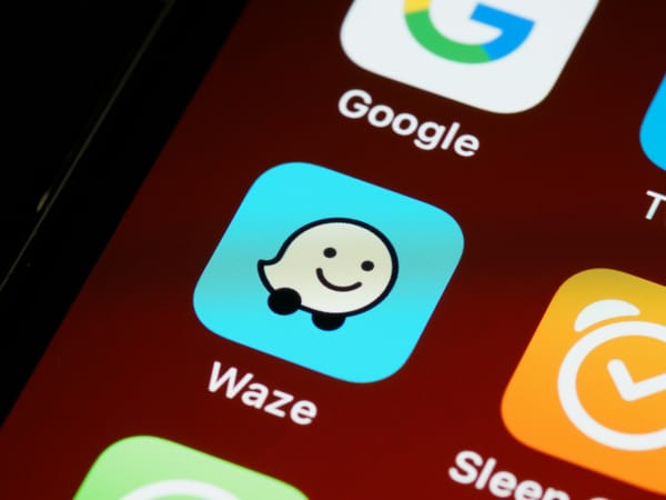 Waze Recommends Saving 3 Minutes by Driving Straight through Mall Like Scene in Blues Brothers (No Tolls)
