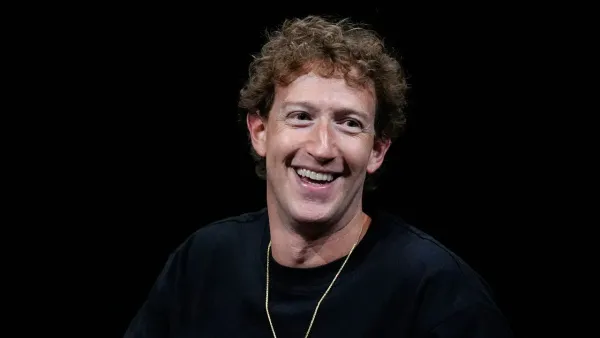 Mark Zuckerberg Criticized for Fostering Cult of Impersonality